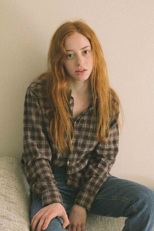 Lily Newmark リリー・ニューマーク 16