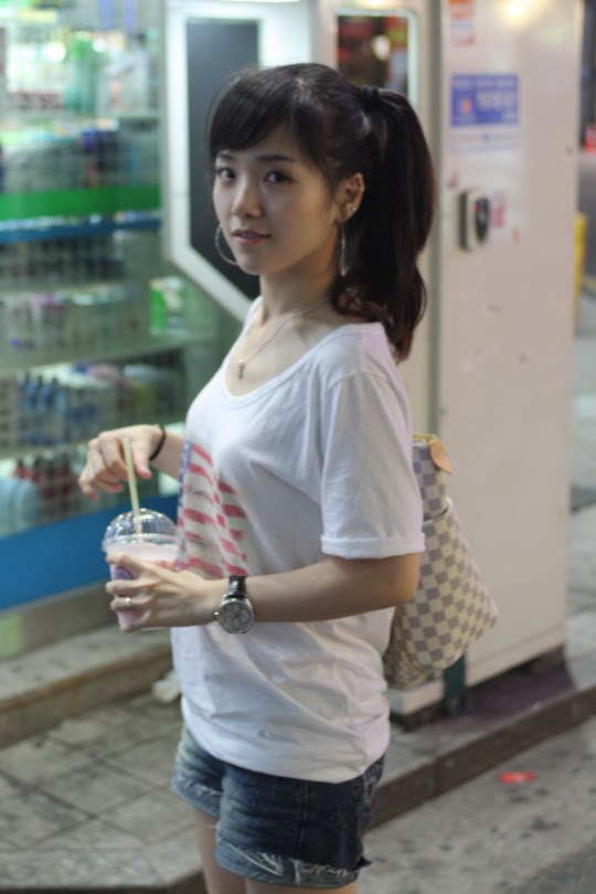 韓国人美少女のデート画像 10