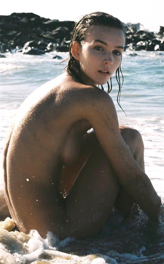 レイチェル・クックの美しいヌード画像 6