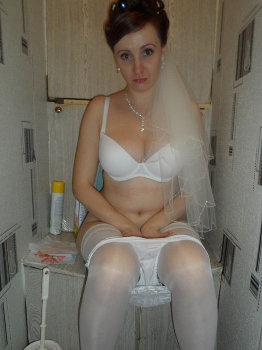 花嫁の全裸写真 5