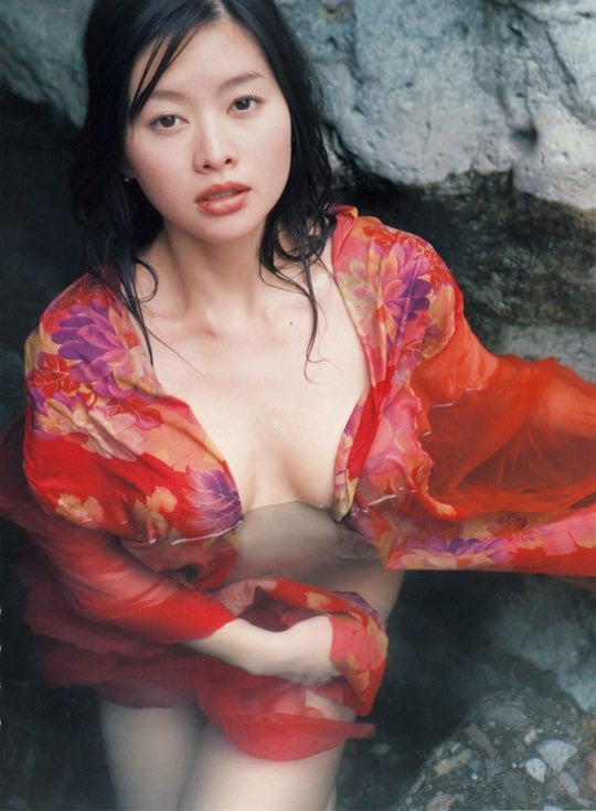 吉野紗香 写真集『saya 紗』 90